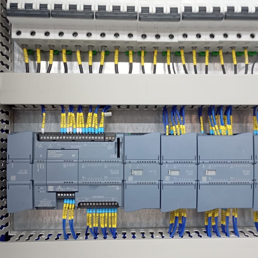 Haspolat PLC panosu: Siemens S7-1200 ve G/Ç modülleri